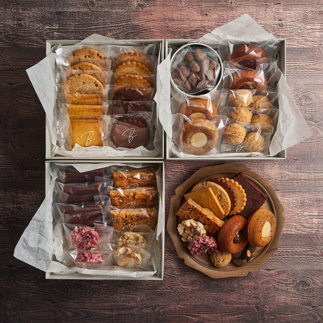 Free Shipping, Room Temperature Delivery: KAGURA 3-Tier Baked Confectionery Gift Set (30 pieces)