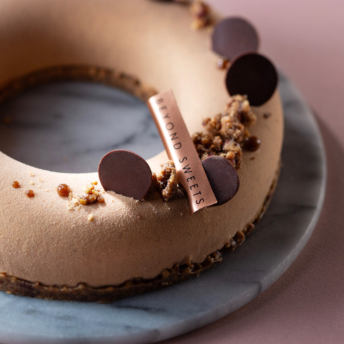 低糖質ムース|デーツクリスプ ホール