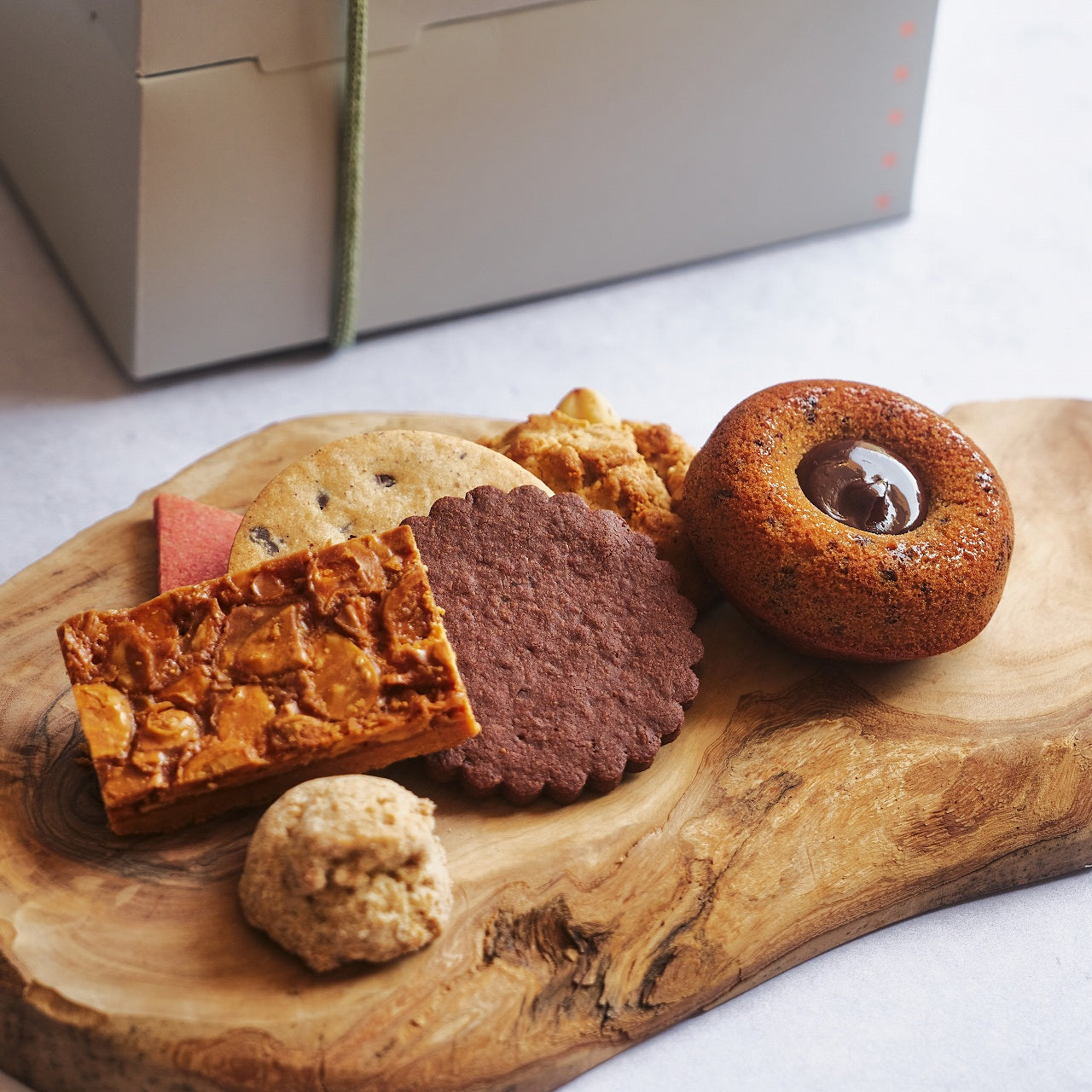 Baked Goods Gift | KASANE 3-tier [34 pieces]